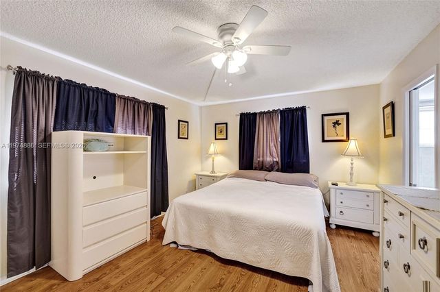 324 SE 10th St 208, Dania Beach, FL 33004