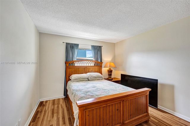 324 SE 10th St 208, Dania Beach, FL 33004