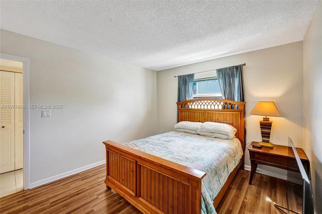 324 SE 10th St 208, Dania Beach, FL 33004