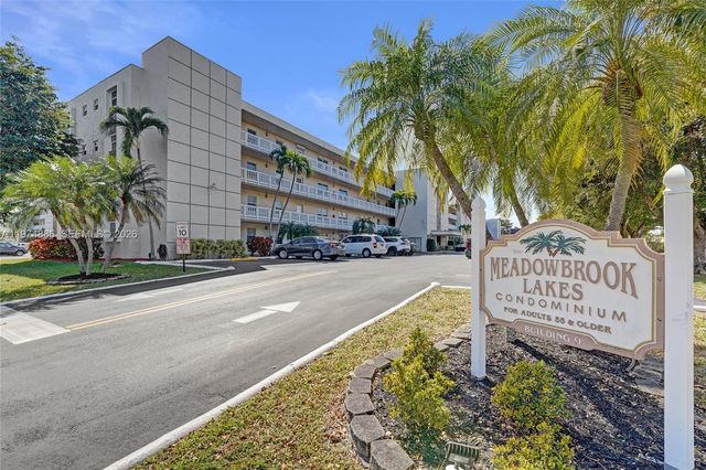 324 SE 10th St 208, Dania Beach, FL 33004