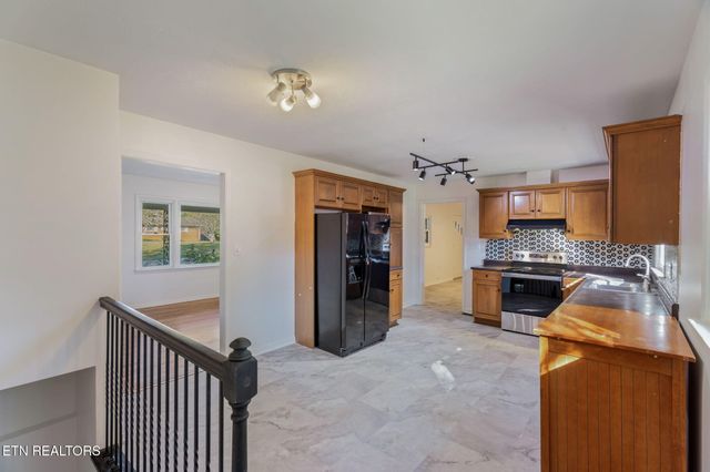 6624 Candy Lane, Knoxville, TN 37920