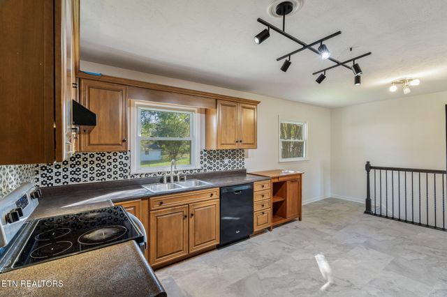 6624 Candy Lane, Knoxville, TN 37920