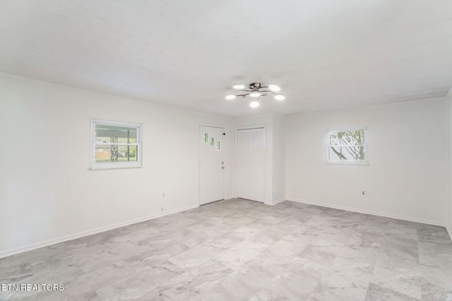 6624 Candy Lane, Knoxville, TN 37920