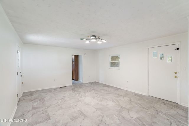 6624 Candy Lane, Knoxville, TN 37920