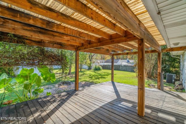 6624 Candy Lane, Knoxville, TN 37920