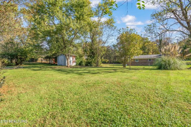 6624 Candy Lane, Knoxville, TN 37920