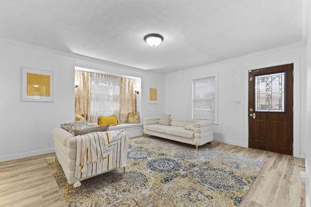 1775 Morgan Avenue, Saint Paul, MN 55116