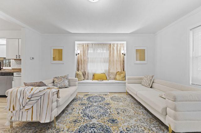 1775 Morgan Avenue, Saint Paul, MN 55116