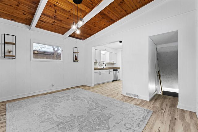 1775 Morgan Avenue, Saint Paul, MN 55116