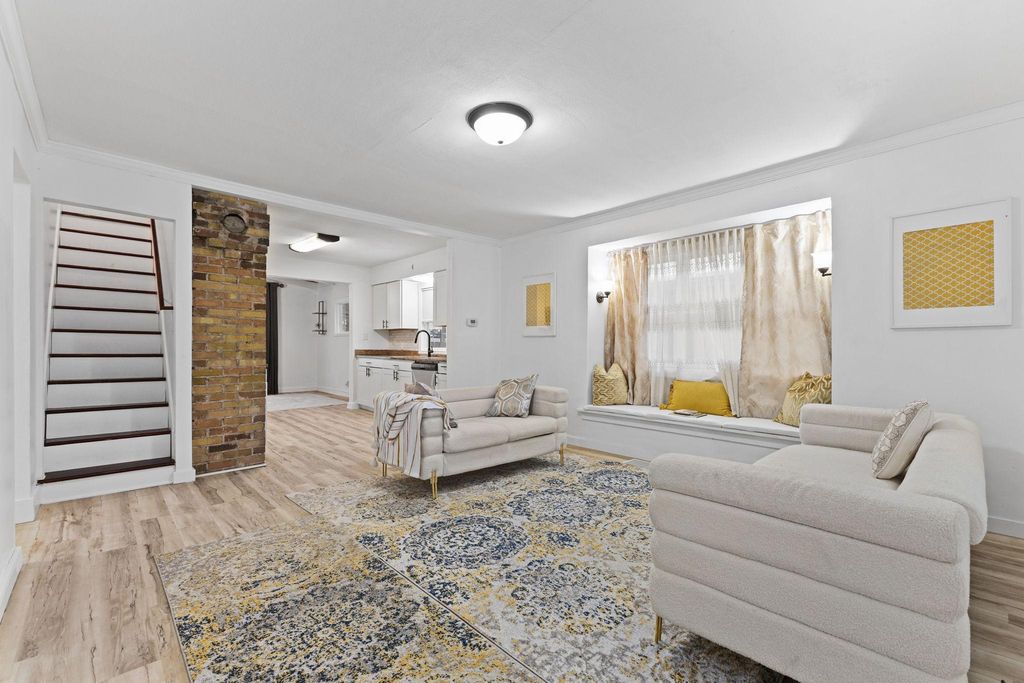 1775 Morgan Avenue, Saint Paul, MN 55116