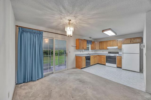 5890 Kay Drive, Fairfield, OH 45014