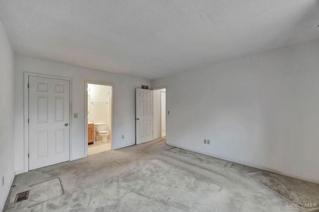 5890 Kay Drive, Fairfield, OH 45014