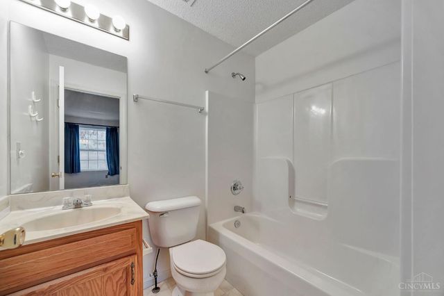 5890 Kay Drive, Fairfield, OH 45014