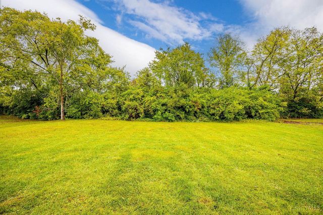 5890 Kay Drive, Fairfield, OH 45014