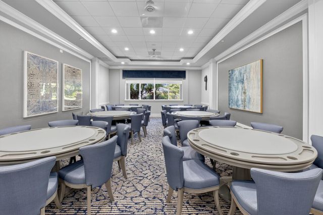 7090 Prado Lake Drive, Delray Beach, FL 33446