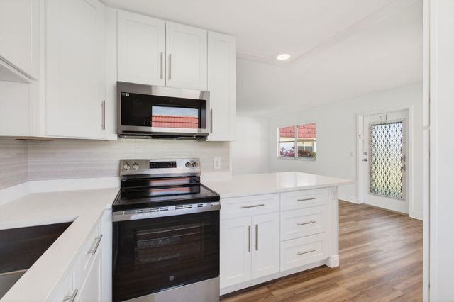 237 Waterford J, Delray Beach, FL 33446