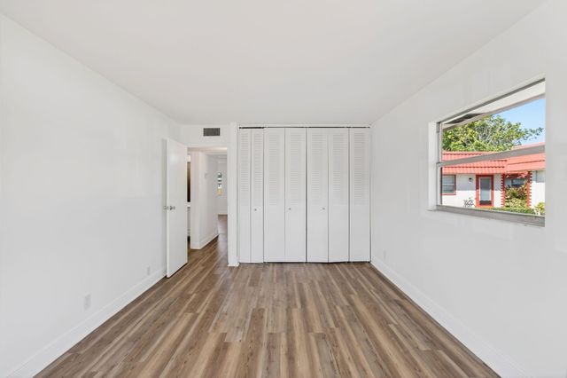 237 Waterford J, Delray Beach, FL 33446