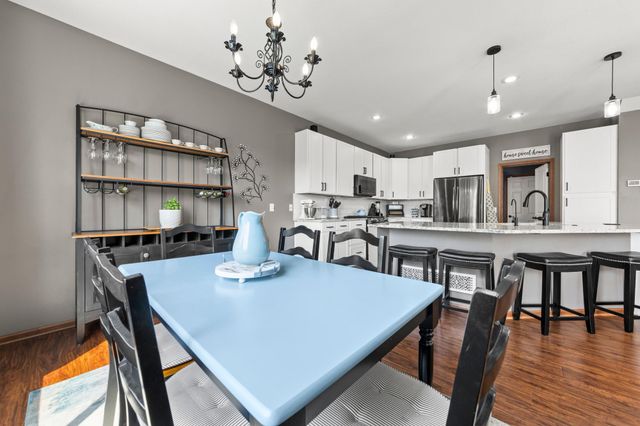 1624 Hackberry Court, Carver, MN 55315