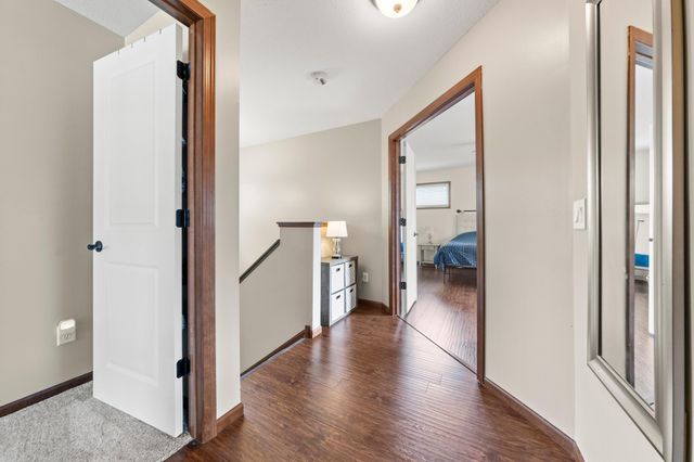 1624 Hackberry Court, Carver, MN 55315
