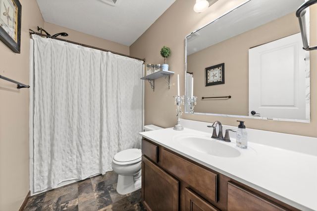 1624 Hackberry Court, Carver, MN 55315