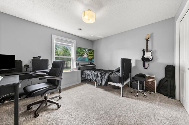 1624 Hackberry Court, Carver, MN 55315
