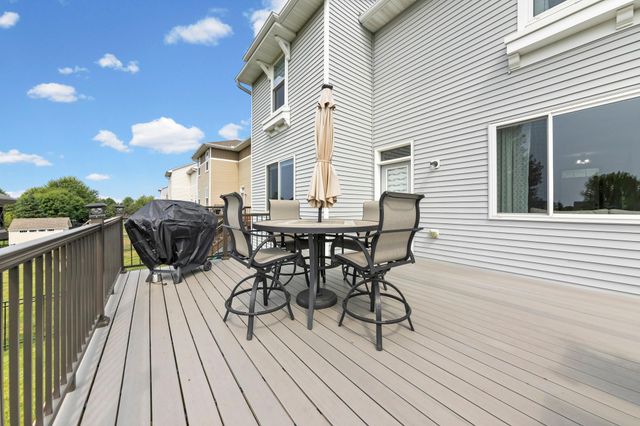 1624 Hackberry Court, Carver, MN 55315