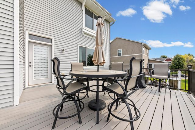 1624 Hackberry Court, Carver, MN 55315