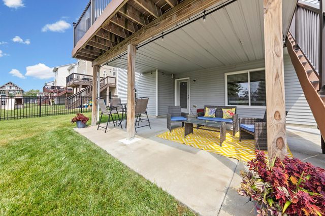 1624 Hackberry Court, Carver, MN 55315