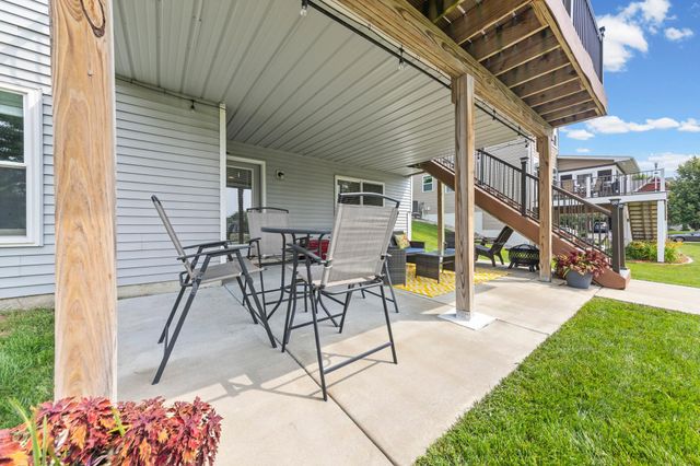 1624 Hackberry Court, Carver, MN 55315