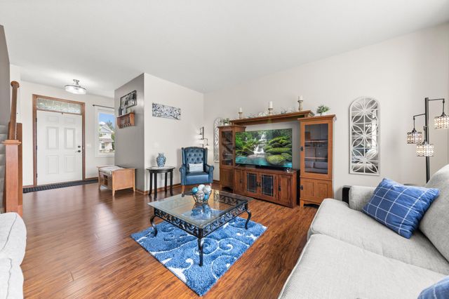 1624 Hackberry Court, Carver, MN 55315