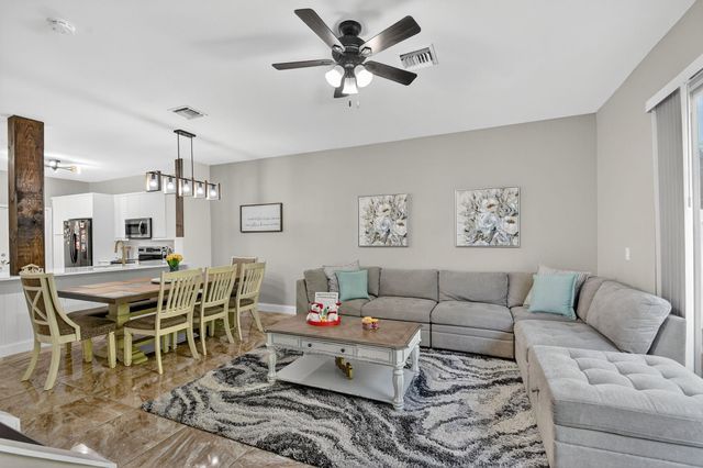 224 Foxtail Dr D, Greenacres, FL 33415