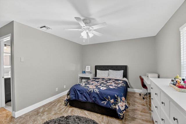 224 Foxtail Dr D, Greenacres, FL 33415