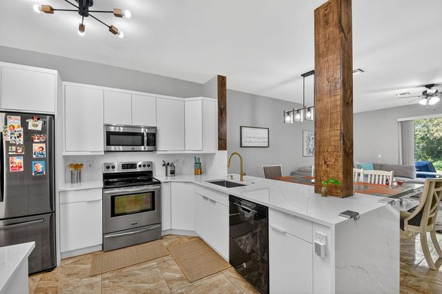 224 Foxtail Dr D, Greenacres, FL 33415