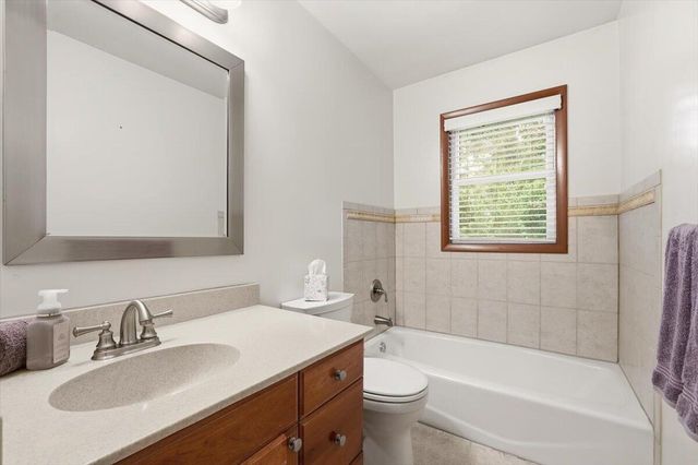 53 SKYVIEW Drive, Council Bluffs, IA 51503