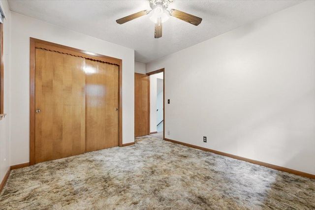 53 SKYVIEW Drive, Council Bluffs, IA 51503