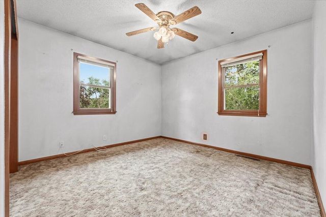 53 SKYVIEW Drive, Council Bluffs, IA 51503