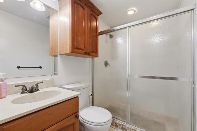 53 SKYVIEW Drive, Council Bluffs, IA 51503