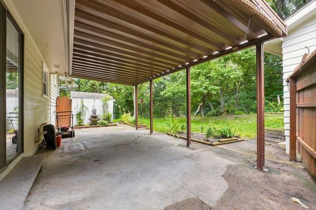 53 SKYVIEW Drive, Council Bluffs, IA 51503