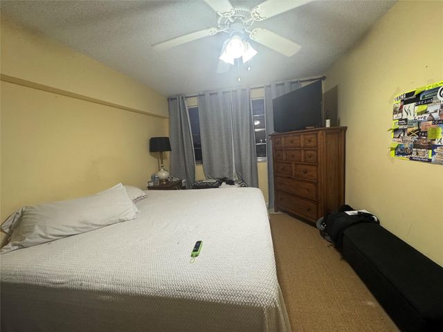 505 Spencer Dr 307, West Palm Beach, FL 33409