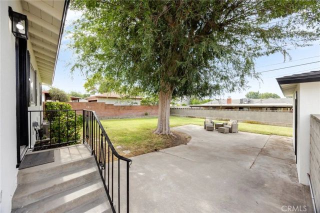 5383 Palo Verde, Montclair, CA 91763