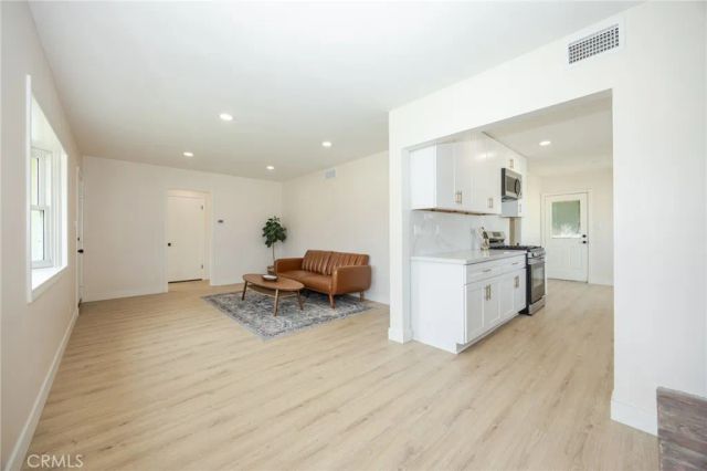 5383 Palo Verde, Montclair, CA 91763