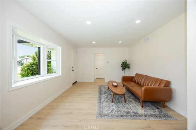 5383 Palo Verde, Montclair, CA 91763
