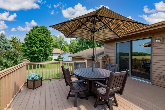 902 Park Lane, Belle Plaine, MN 56011