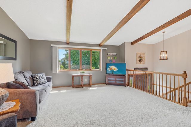 902 Park Lane, Belle Plaine, MN 56011