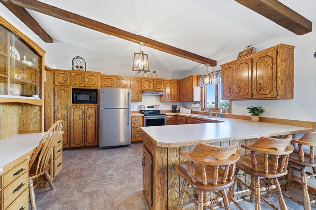902 Park Lane, Belle Plaine, MN 56011