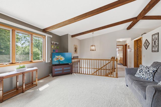 902 Park Lane, Belle Plaine, MN 56011