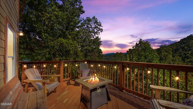 2774 Overholt Trail, Sevierville, TN 37862