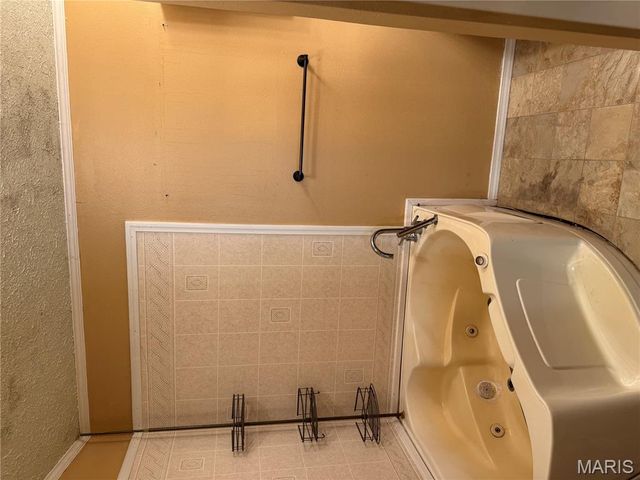 2366 Oaker Drive, Arnold, MO 63010