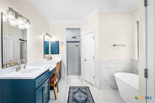130 Rock Dove Lane, Other, TX 78123