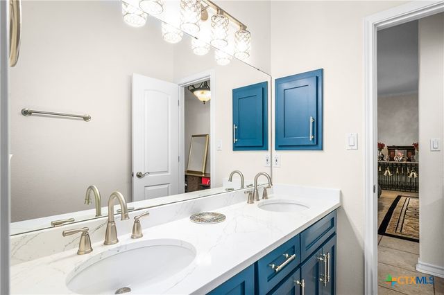 130 Rock Dove Lane, Other, TX 78123